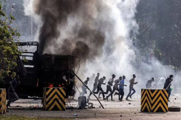 Президент Кении распорядился направить военных на подавление беспорядков