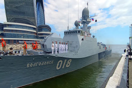 В Баку с дружеским визитом находятся российские корабли-ФОТО 