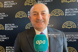 Чавушоглу: Ряд европейских стран во главе с Францией пытаются сорвать азербайджано-армянские переговоры