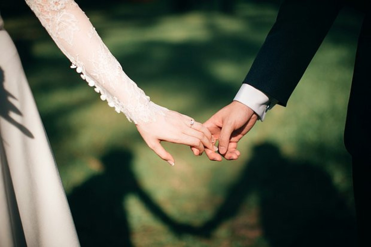 Родственники жениха облили невесту краской в попытке сорвать свадьбу