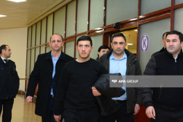 Азербайджанский военнослужащий, заблудившийся на условной границе, доставлен из Армении в Баку-ВИДЕО 