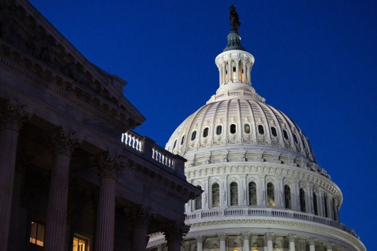 Сенат США торопится подписать пакет финансирования на сумму 460 миллиардов долларов