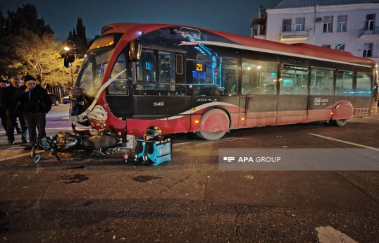 Автобус Baku Bus сбил мотоциклиста - ПОСЛЕДСТВИЯ -ФОТО 