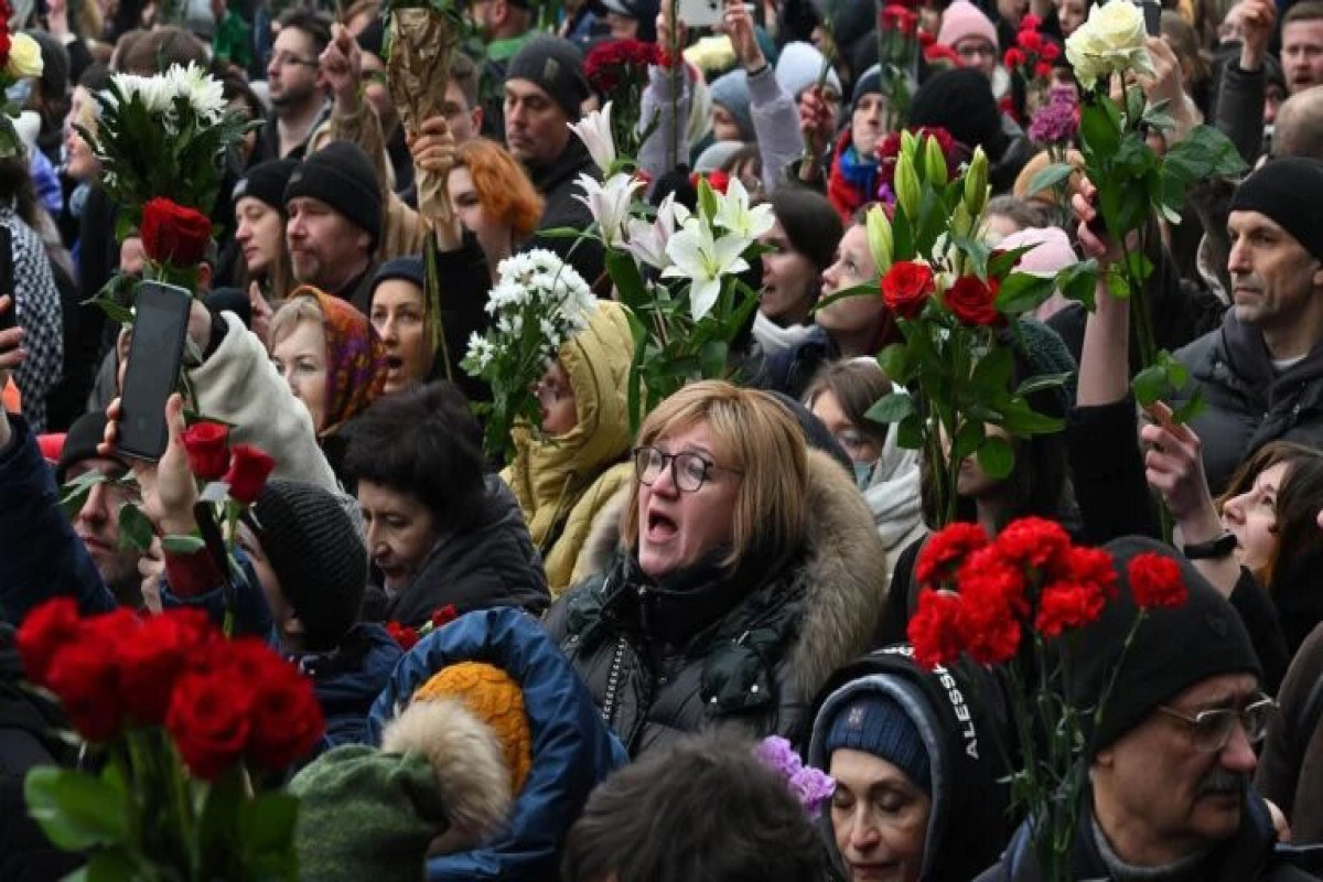 Кадеты рвутся к власти в России: похороны Навального показали, что «русская улица» – это либералы - АНАЛИТИКА 