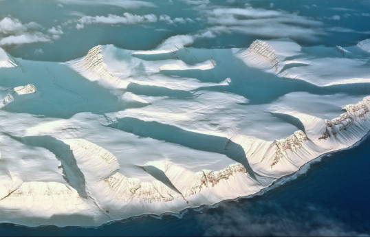 В Антарктике площадь льда летом 2023 года была минимальной за 45 лет