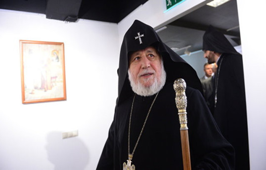 Армянское духовенство призвало к смене власти в республике
