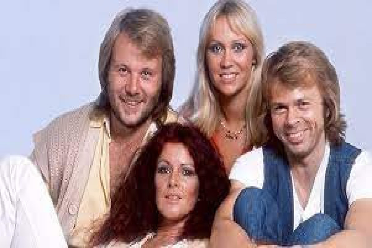 Легендарная ABBA получит королевские награды Швеции