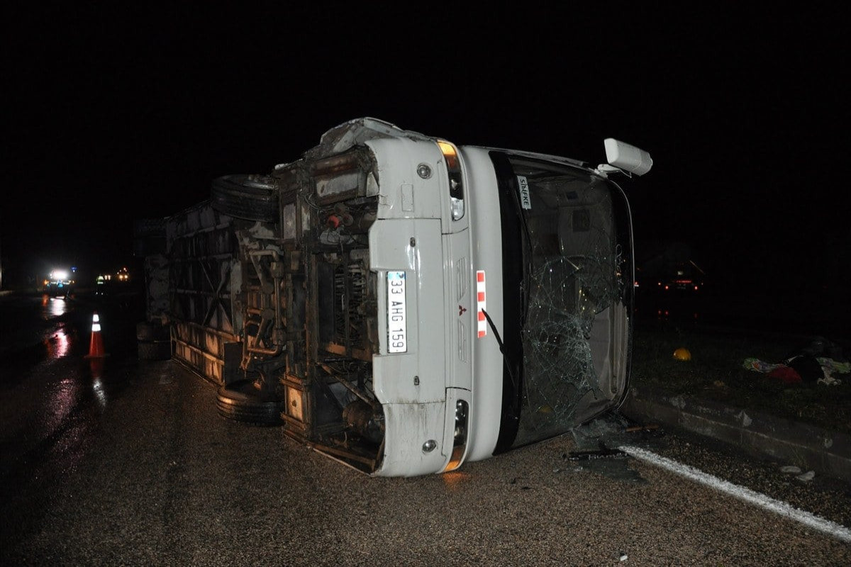 В Турции автобус с рабочими АЭС «Аккую» попал в ДТП, ранены 23 человека-ФОТО 