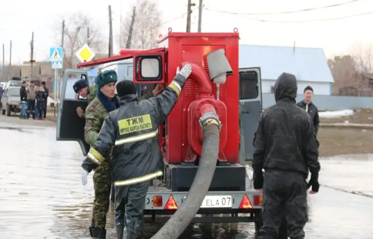 Казахстан снова затопило