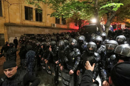 В парламенте Грузии объявили красный уровень безопасности из-за протестов