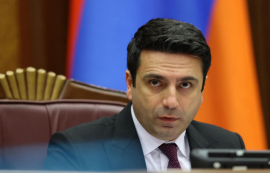 Симонян заговорил о смене власти в Армении
