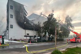 В Берлине третьи сутки тушат пожар на оборонном заводе Diehl
