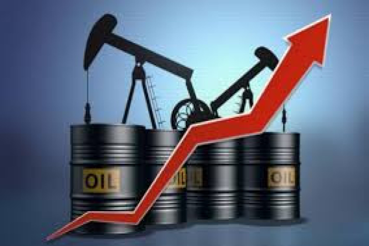 Цены на нефть эталонных марок продолжают расти