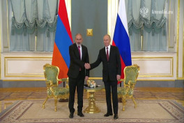СМИ: Путин и Пашинян договорились, что российские военные покинут пункты в Армении, включая аэропорт «Звартноц»