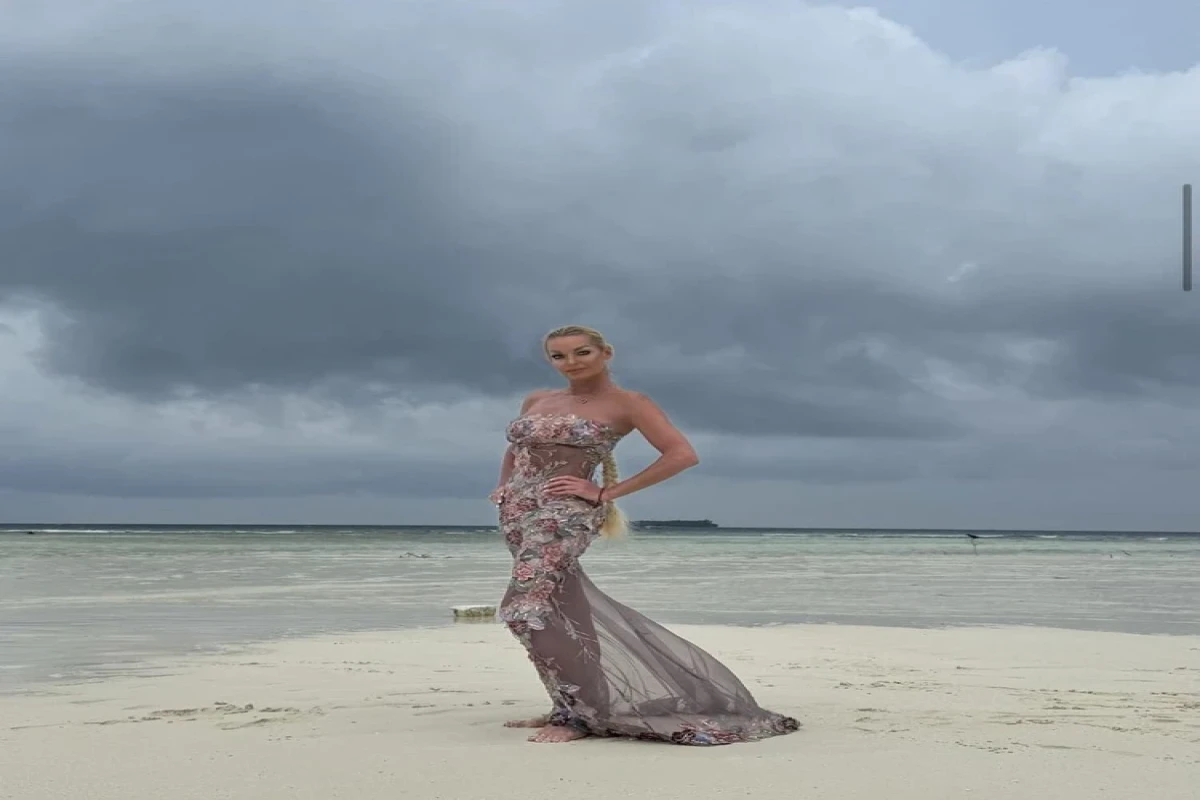 Анастасия Волочкова едва не утонула на Мальдивах - Спасала платье -ФОТО 