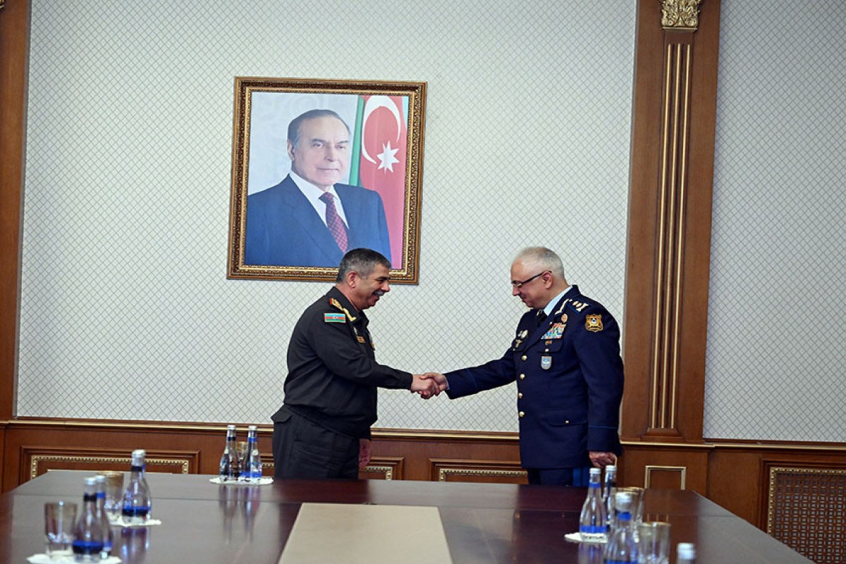 Глава ВВС Азербайджана Рамиз Тахиров уволен в запас 