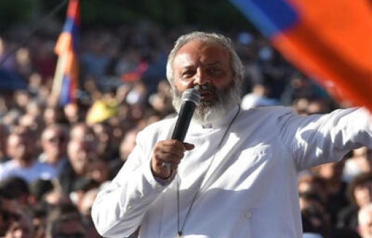 Баграт Галстанян призвал армян диаспоры принять участие в антиправительственных митингах