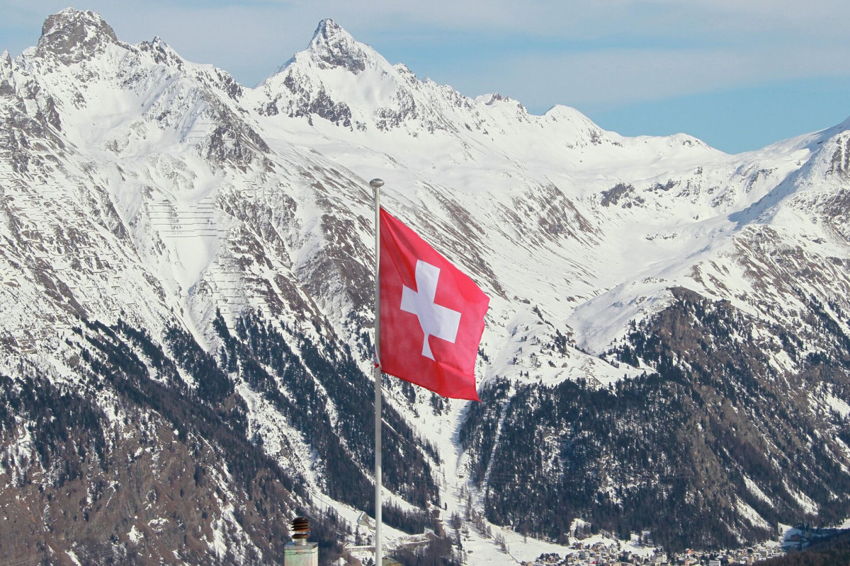 Вице-канцлер Швейцарии внезапно умер в горах