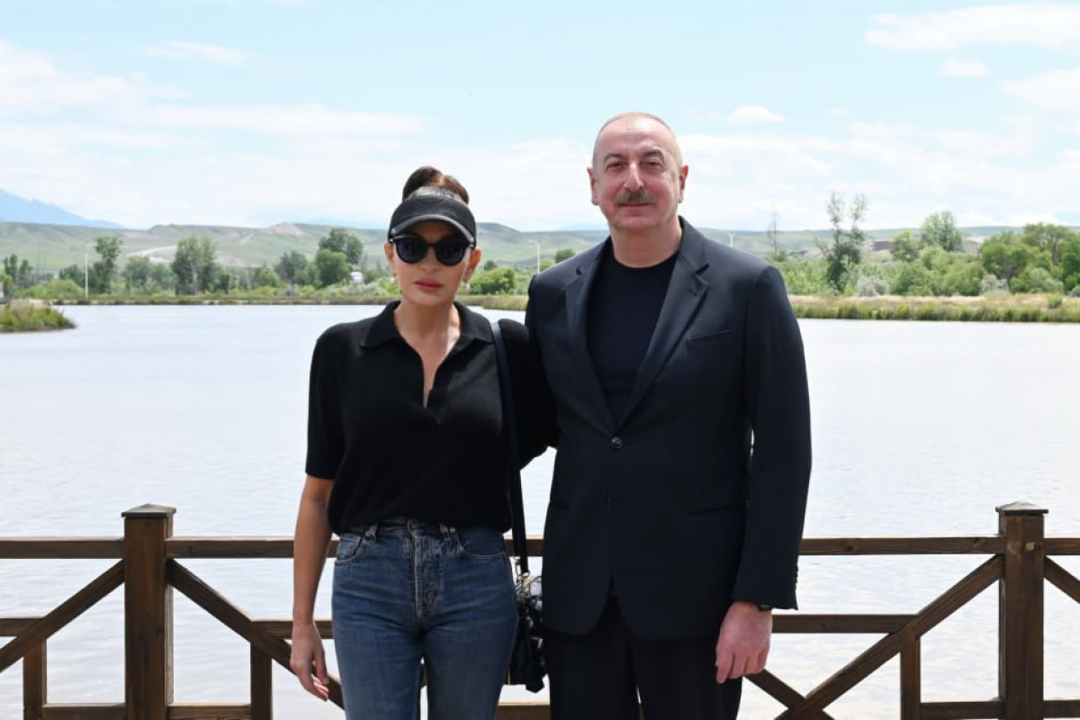 Ильхам Алиев и Мехрибан Алиева находятся в Зангиланском районе-ОБНОВЛЕНО -ФОТО 