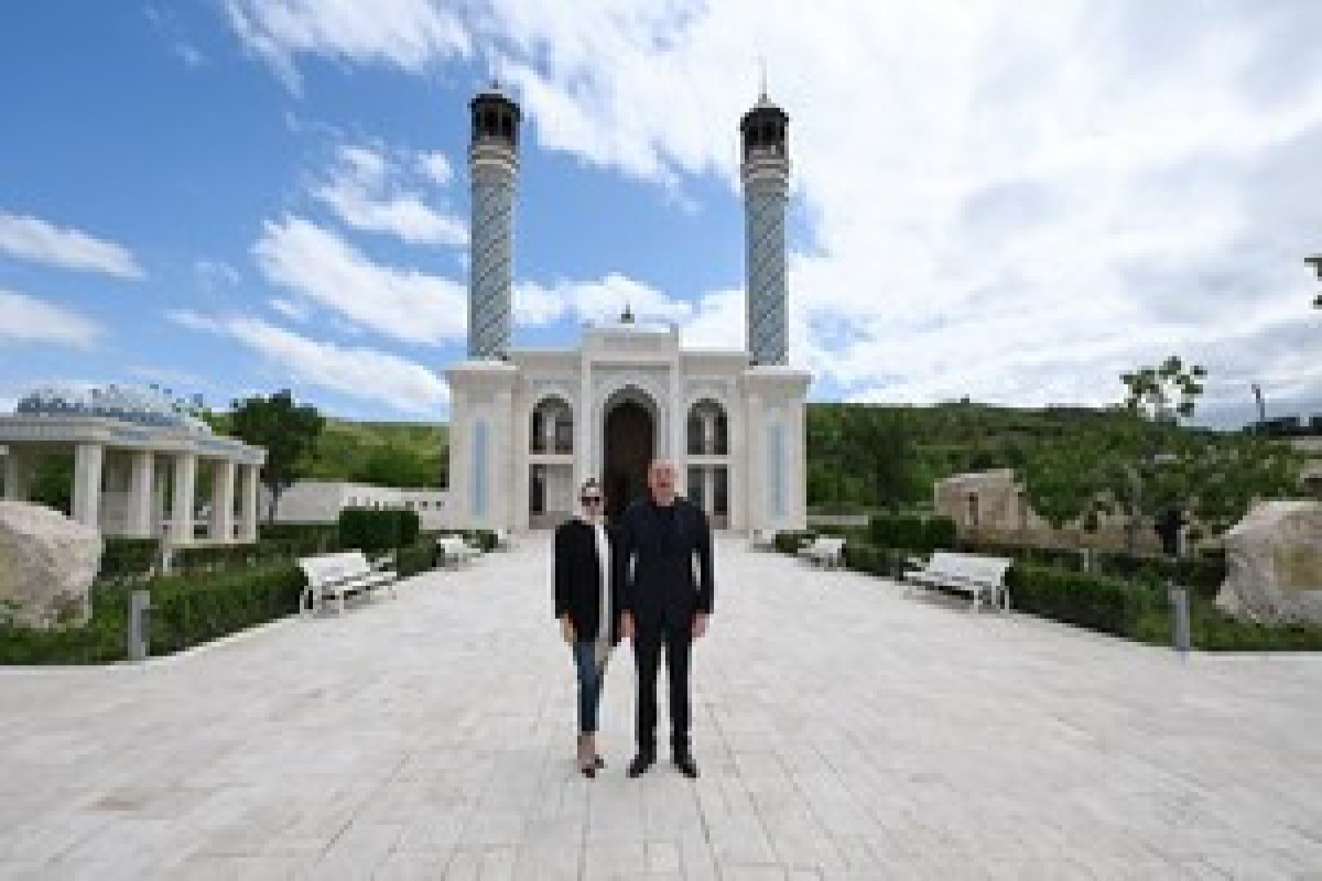 Ильхам Алиев и Мехрибан Алиева приняли участие в открытии Зангиланской мечети-ФОТО -ОБНОВЛЕНО 