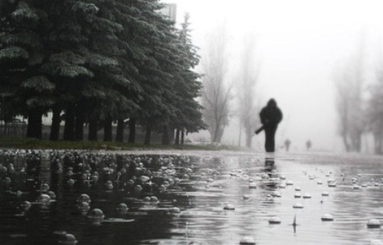 В Азербайджане установится дождливая погода: есть угроза ливней и селей