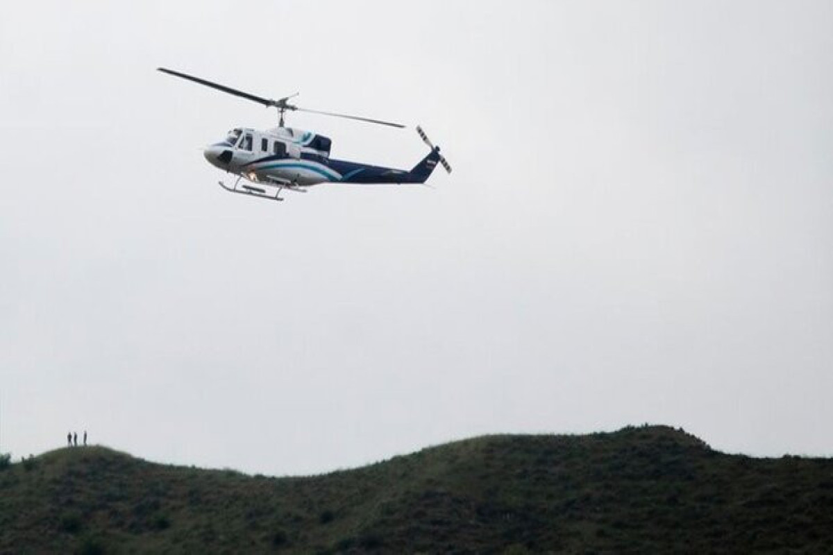 В Иране заявили, что установили контакт с двумя пассажирами вертолета президента