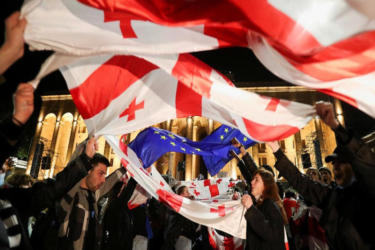 Страны Евросоюза настаивают на введении санкция против Грузии