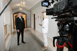 Ильхам Алиев дал интервью телеканалу Euronews