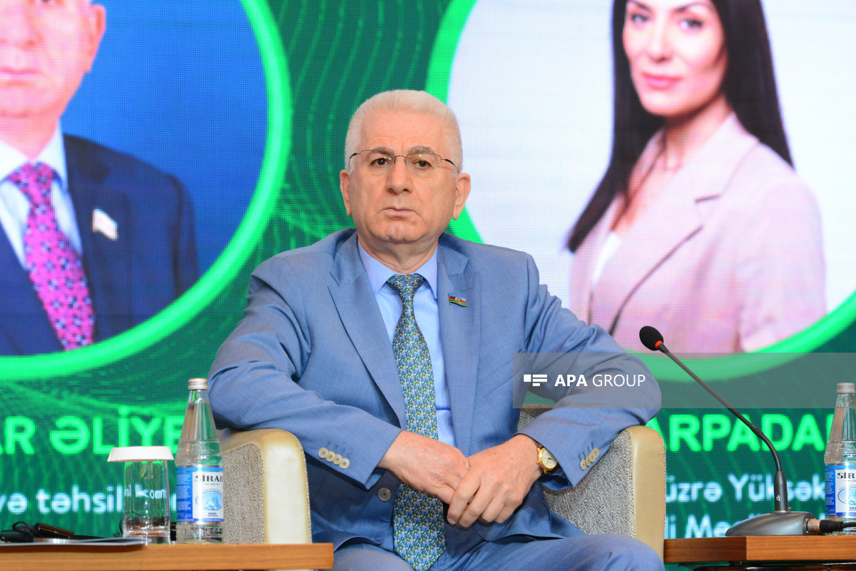 Азербайджанский парламентарий: Переход на зеленую энергетику нуждается в новых профессиях