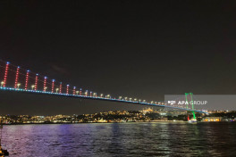Три моста Стамбула окрасились в цвета азербайджанского флага-ФОТО -ВИДЕО 