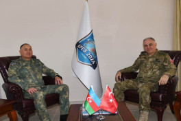 Начальники генштабов ВС Азербайджана и Турции обсудили военно-техническое сотрудничество