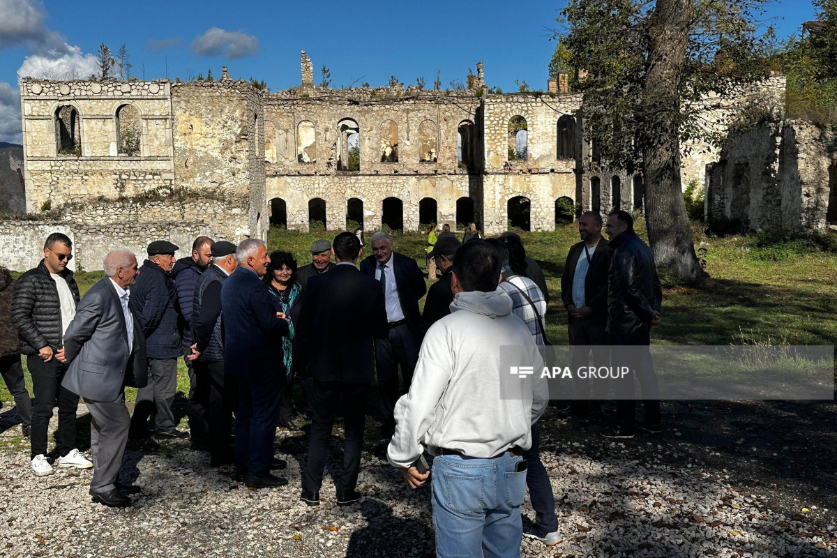 Приехавшие из Грузии верующие совершили намаз в Джума мечети в Агдаме-ФОТО 