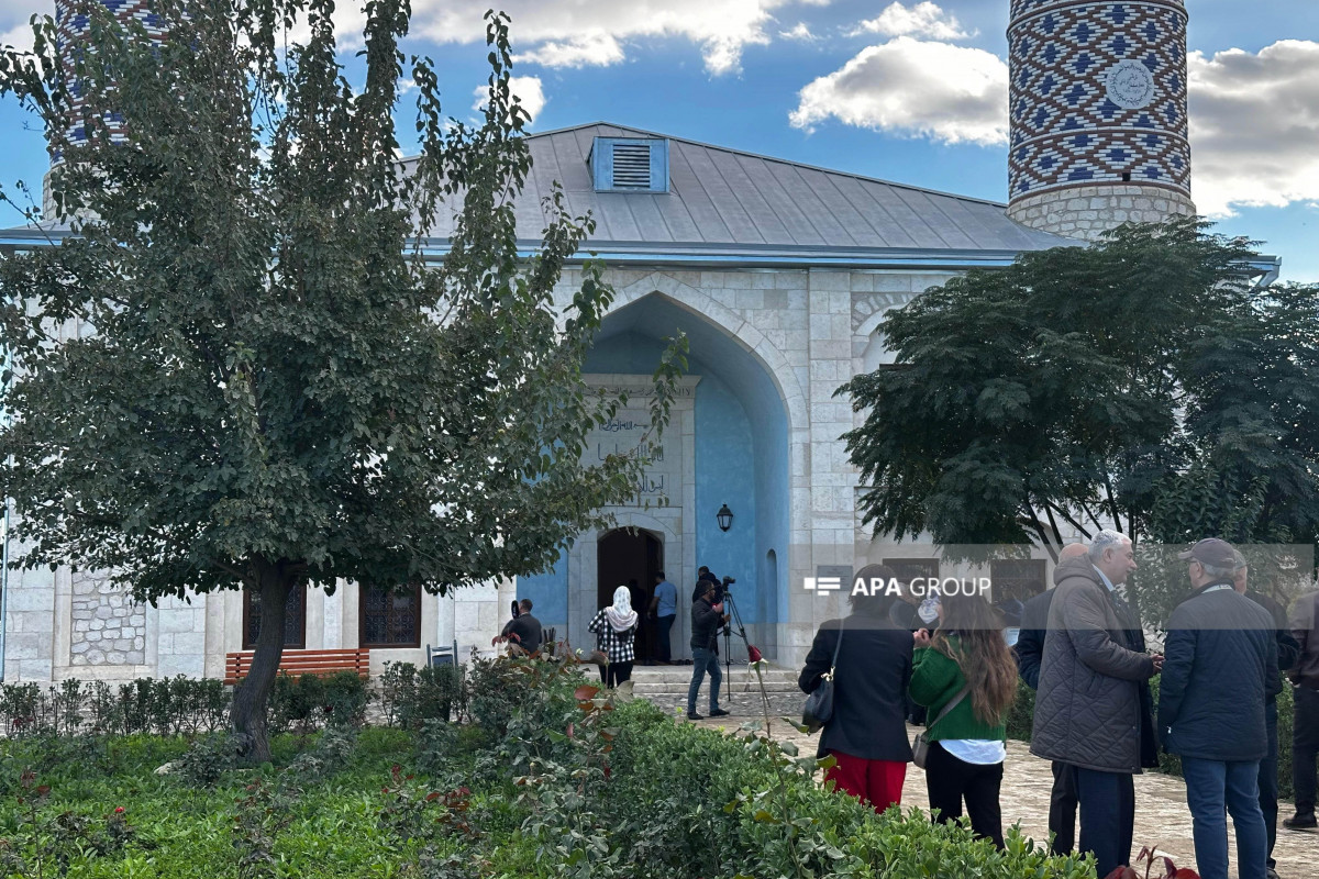 Приехавшие из Грузии верующие совершили намаз в Джума мечети в Агдаме-ФОТО 