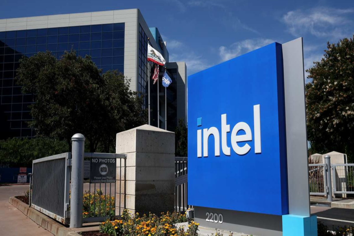 Intel уволит 21 тысячу сотрудников: крупнейшее сокращение за годы