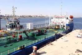 Танкеры с российской нефтью застряли у берегов Индии