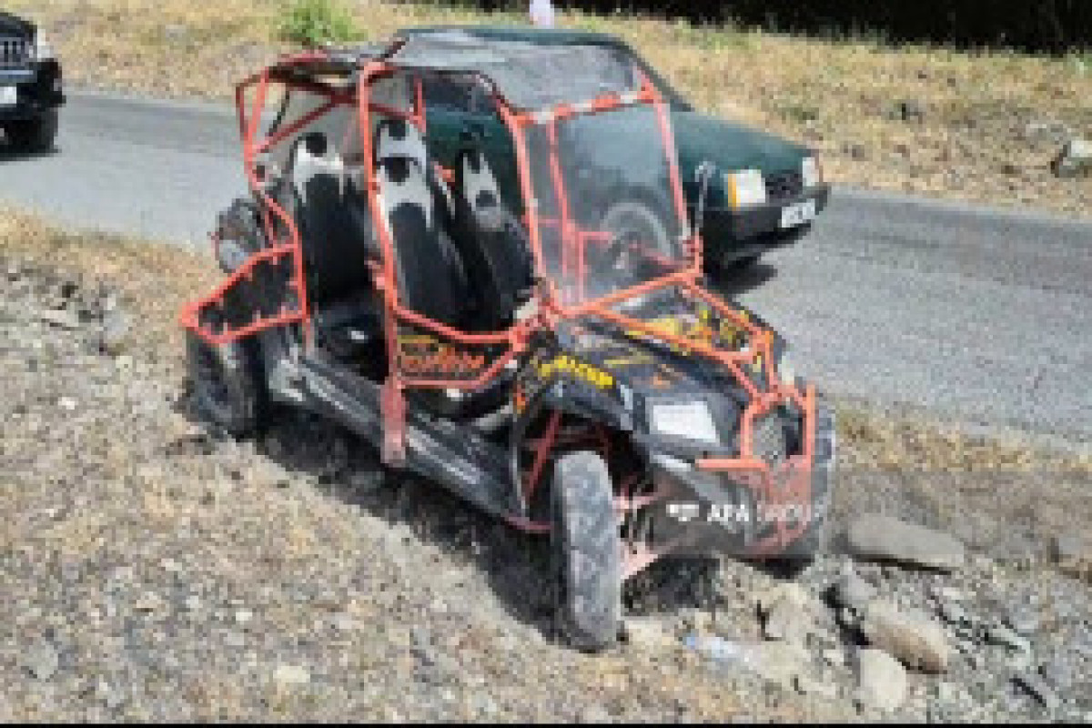 Туристы на квадроциклах попали в аварию в Габале: четверо ранены 