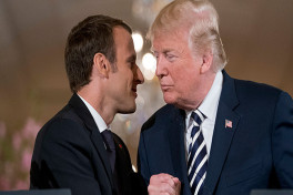 Макрон просил Трампа "заткнуть" журналистку Кэндис Оуэнс