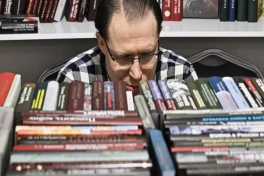 «Вред нацинтересам»: Беларусь расширила список запрещенных книг