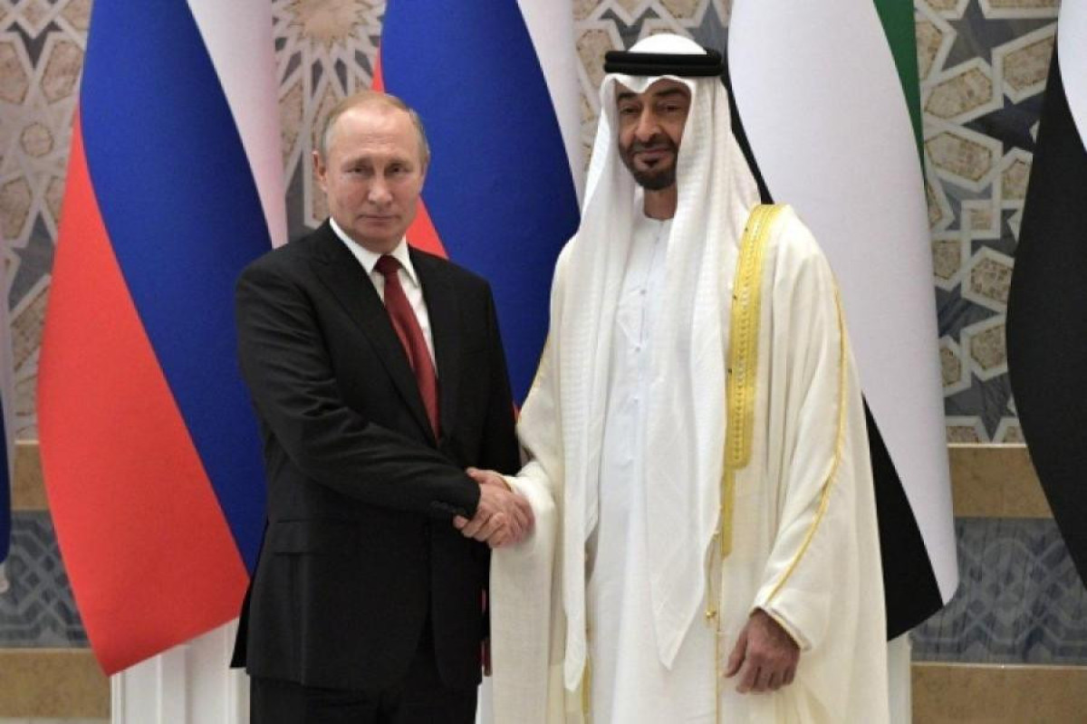Путин принимает в Кремле президента ОАЭ