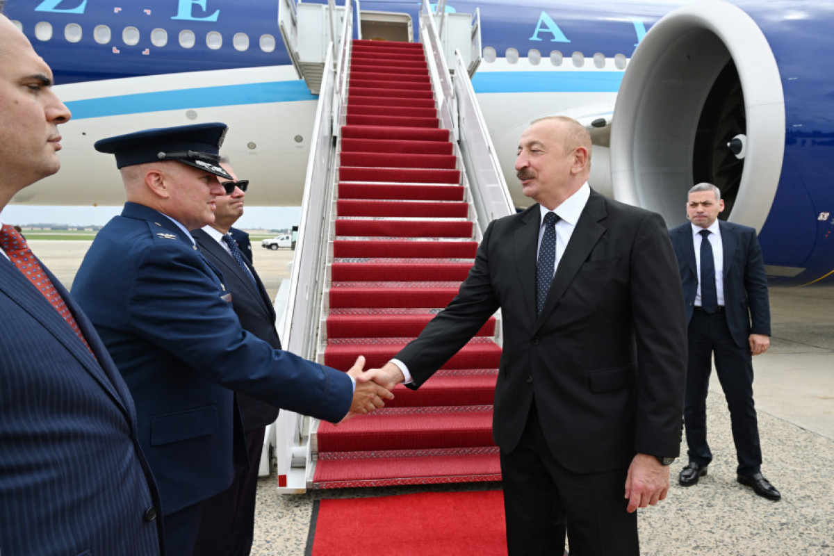 Алиев прибыл в США - КАДРЫ ВСТРЕЧИ 
