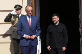 BILD: Зеленский проведет онлайн-встречу с Трампом и Мерцем