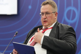Оверчук полетит в Ереван обсудить судьбу Армении в ЕАЭС