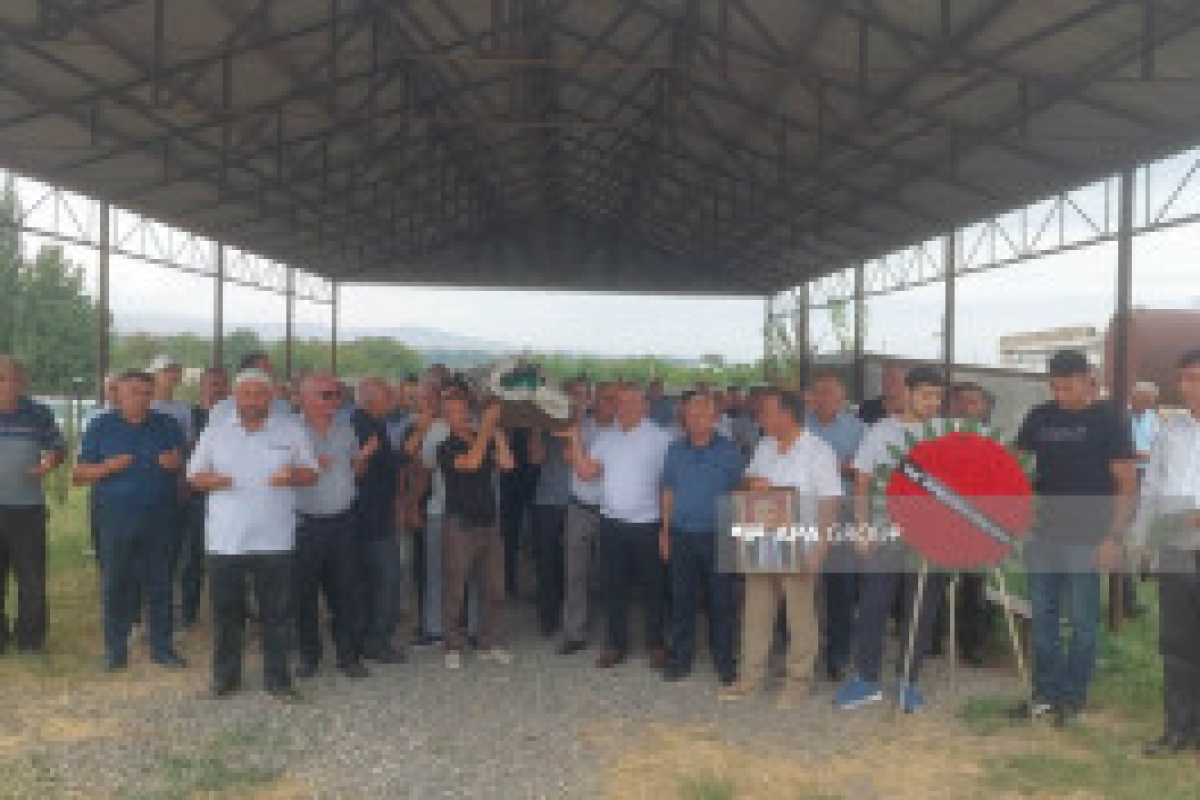 Писатель Видади Бабанлы похоронен в Газахском районе