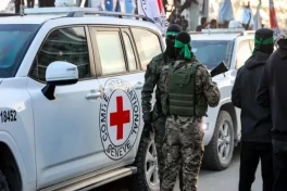 В Москве на рынке задержали 70 мигрантов, 20 из них направлены в военкомат