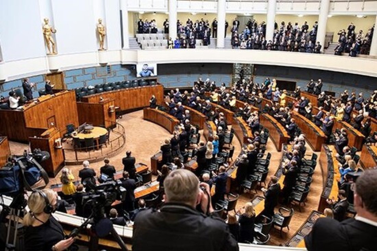 СМИ: В парламенте Финляндии депутат покончил с собой