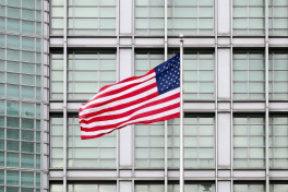 Бессент: США продают европейцам оружие для перепродажи Украине с наценкой