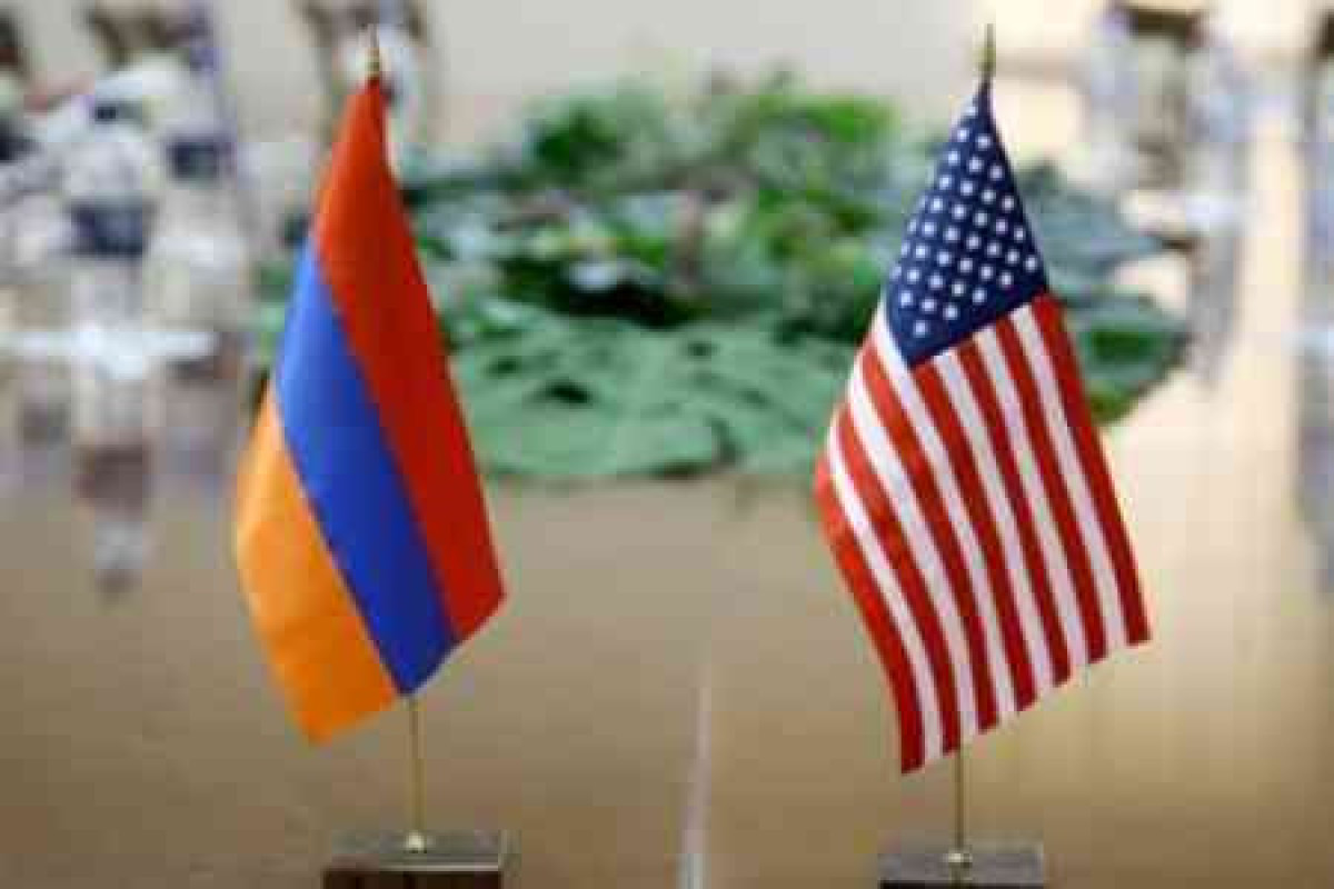 Секретарь Совбеза Армении встретился с послом США Кристиной Куинн