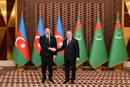 Президенты Азербайджана и Туркменистана провели переговоры в формате тет-а-тет -ФОТО -ОБНОВЛЕНО 