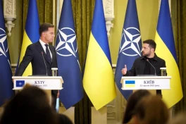 Президент Украины: гарантии безопасности нужны от России, а не для нее 