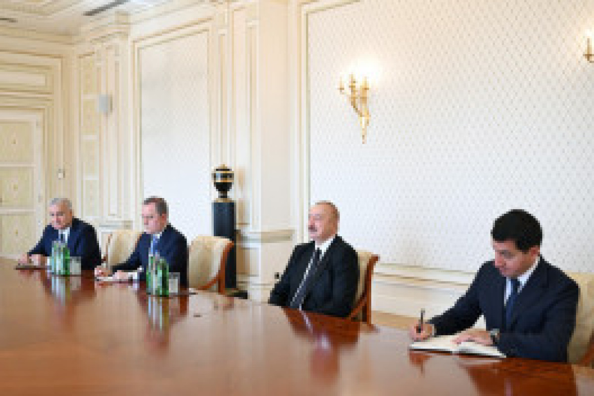 Президент Ильхам Алиев принял британского министра Стивена Даути 